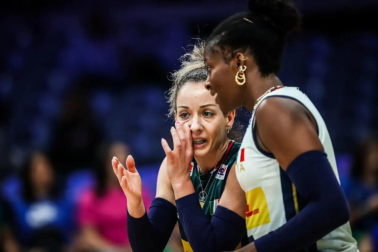 塞拉, 替补接应又