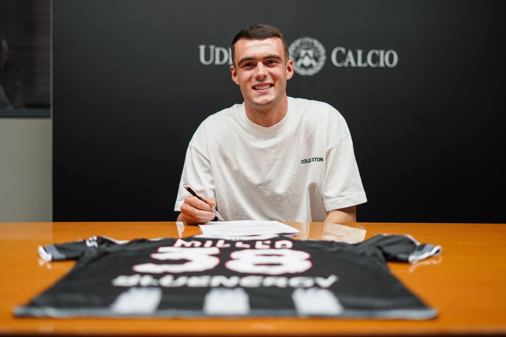 这位球员以, 伦农