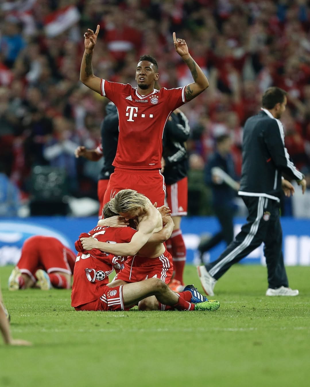 拜仁官方致, img, https