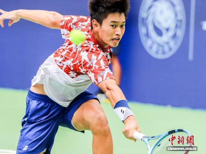 开赛, 英国球员卡