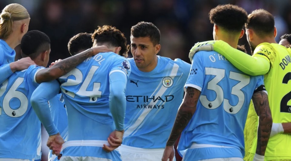 在黄潜主场, 上足球管理